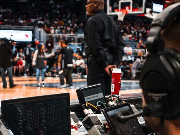 Temporary event FM broadcasting deployment