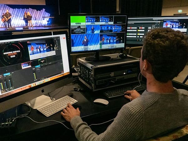 Factory Broadcasting Application